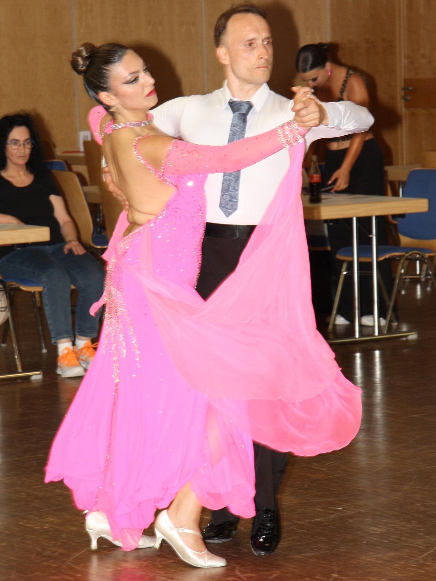 Alex Hallenberger und Emily Rahmani